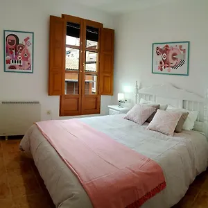 apartamentos-navas-16-granada.es-andalucia.com/